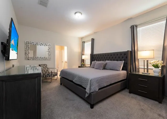 Charming 9Br Villa W Theme & Game Rooms By Disney
