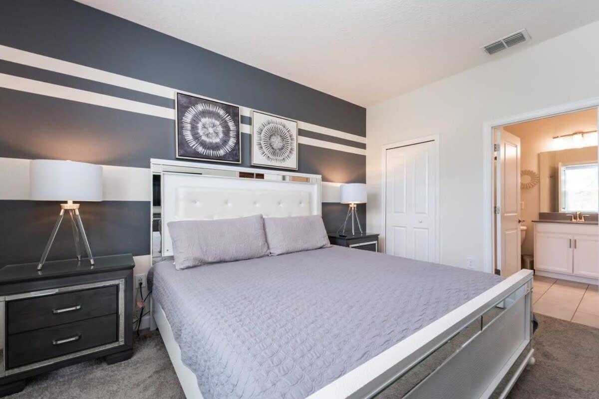 Charming 9br W Theme & Game By Kissimmee